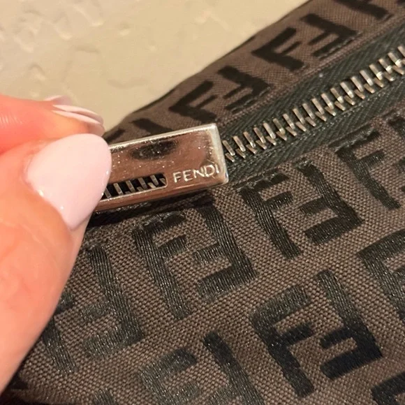 Fendi FF Monogram Brown Chain Shoulder Bag - Picture 6 of 11